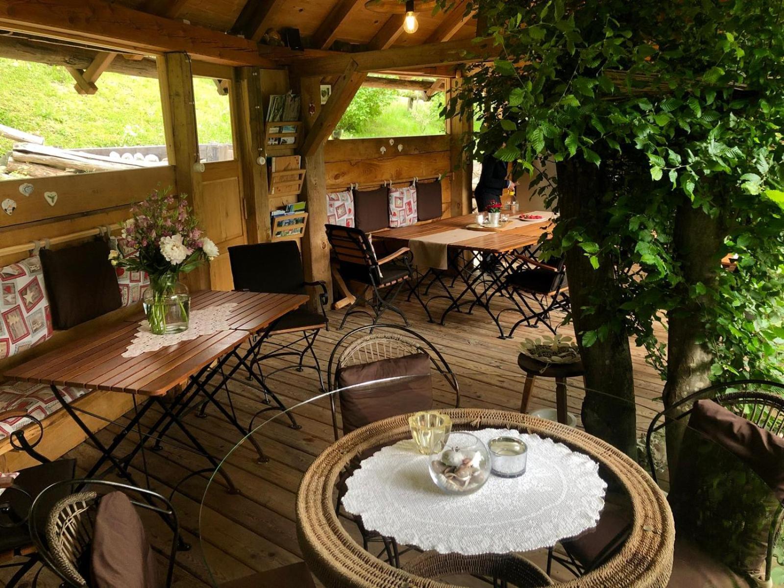 Glamping Savinja Hotel Ljubno ภายนอก รูปภาพ