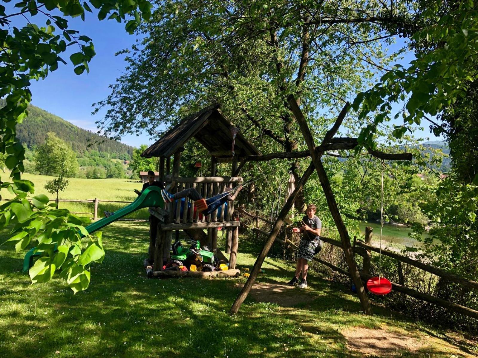 Glamping Savinja Hotel Ljubno ภายนอก รูปภาพ