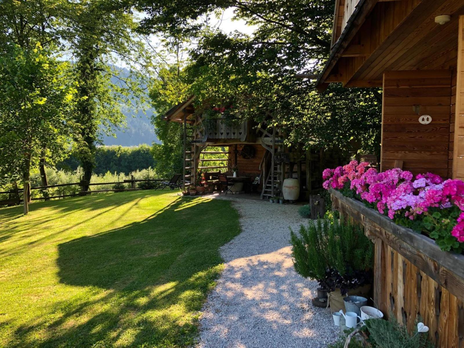 Glamping Savinja Hotel Ljubno ภายนอก รูปภาพ