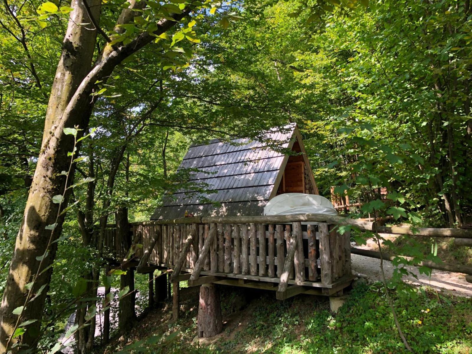 Glamping Savinja Hotel Ljubno ภายนอก รูปภาพ